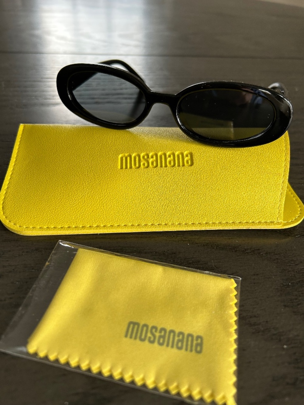 Retro Oval Sunglasses for Women